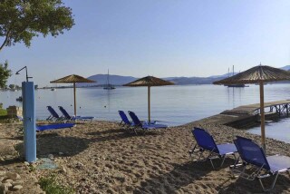organized beach villa flisvos lefkada